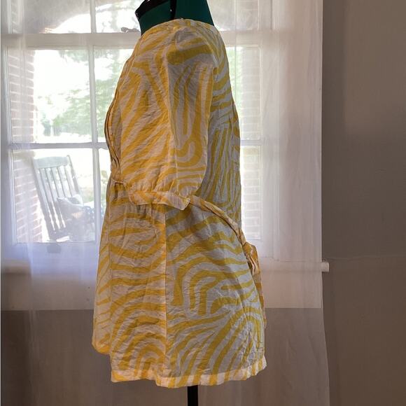 Antilia Femme Top Button Up Pleated Bust Gathered Sleeve Back Tie Size Medium - Picture 2 of 4